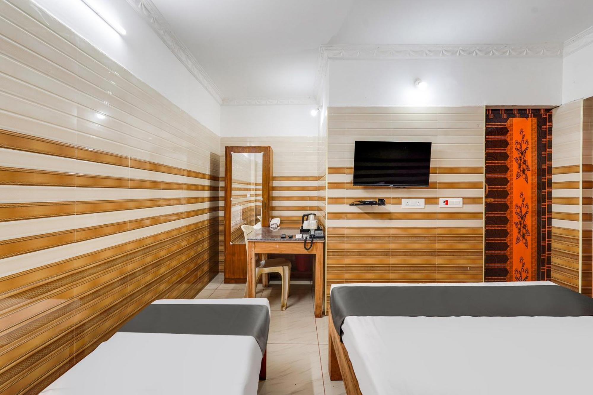 Super Hotel O Sharmila Guest House Kottakuppam Экстерьер фото